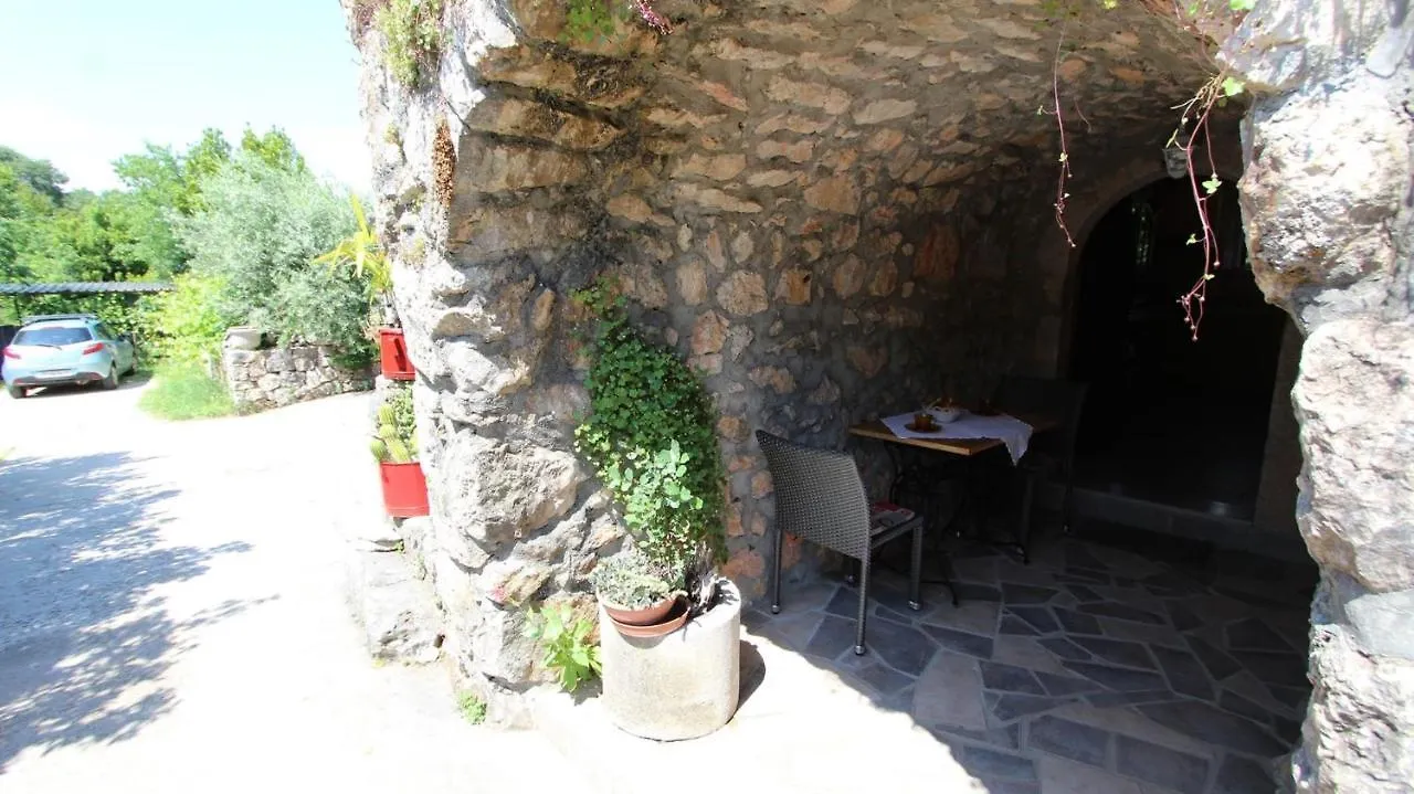Guest house Apartments Puric Sveti Vid-Miholjice