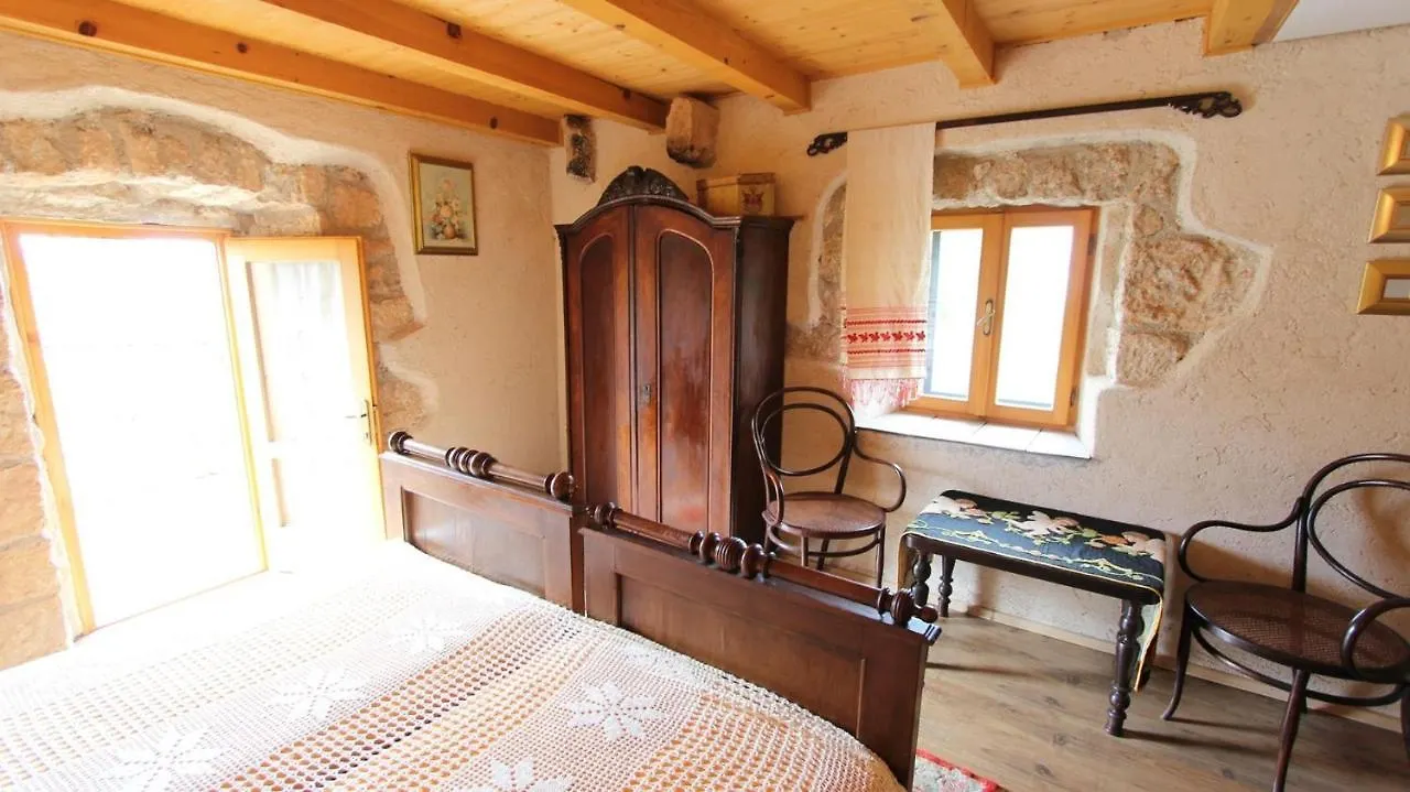 Apartments Puric Sveti Vid-Miholjice